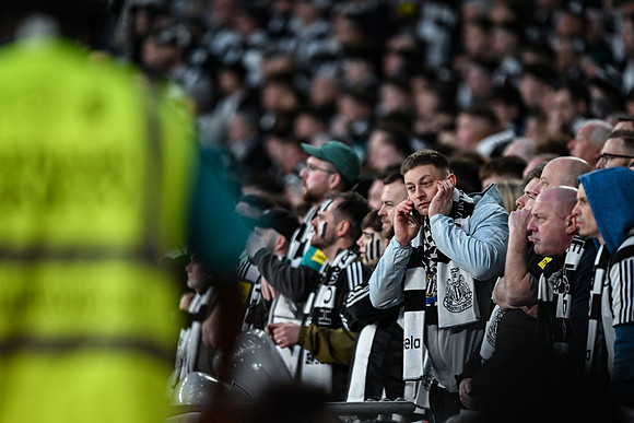 Matchday Fans -8137