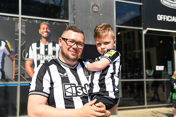 Newcastle United v Brighton & Hove Albion - Premier League