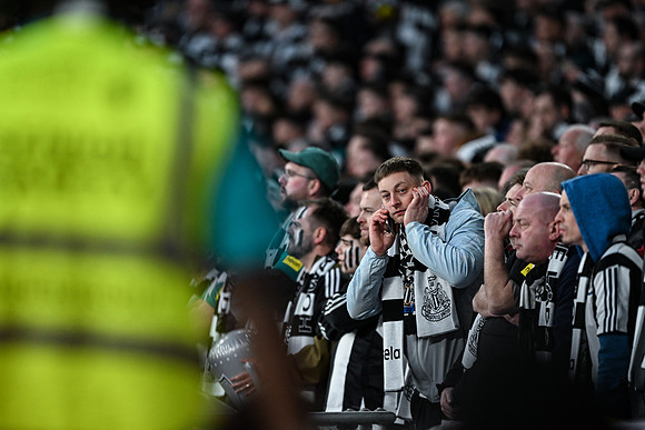 Matchday Fans -8134