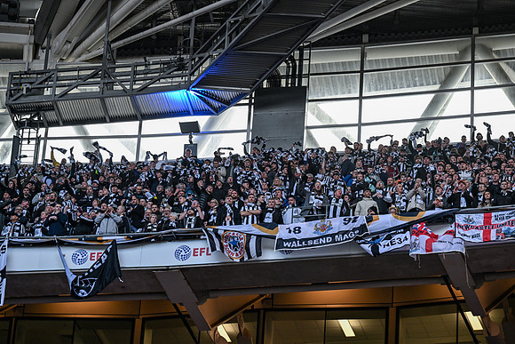Matchday Fans -4725