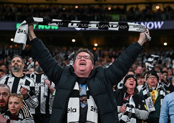 Matchday Fans -6593