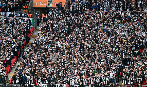 Matchday Fans -7502