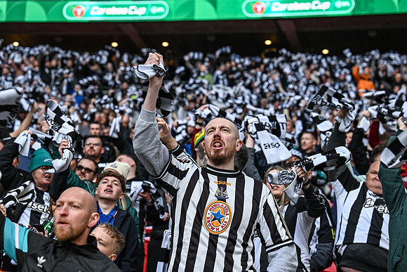 Matchday Fans -4775