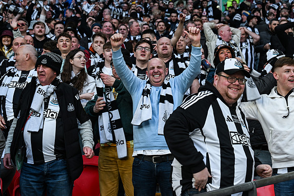 Matchday Fans -6158