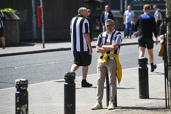 Newcastle United v Brighton & Hove Albion - Premier League