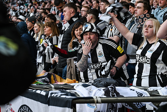 Matchday Fans -6233