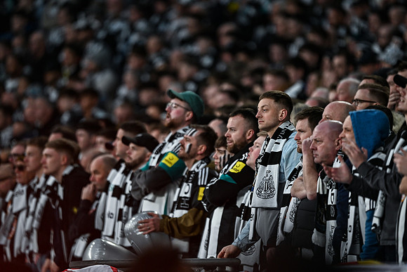 Matchday Fans -8095