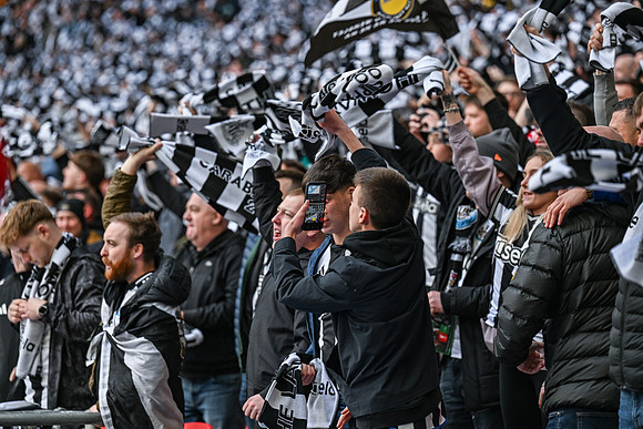Matchday Fans -4791