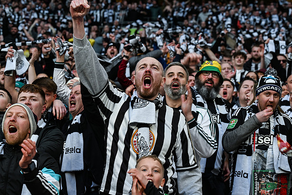 Matchday Fans -6193