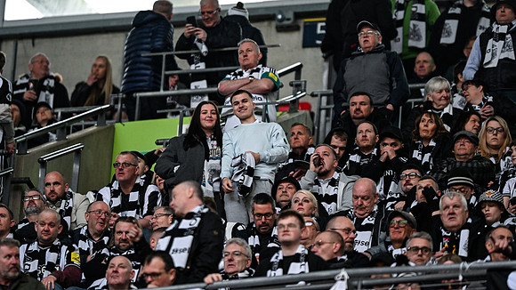 Matchday Fans -7728
