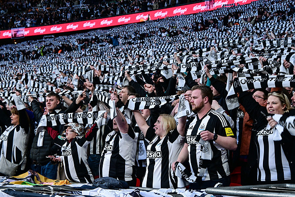 Matchday Fans -6427