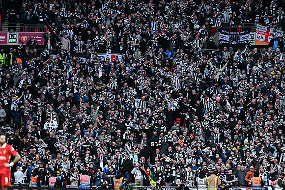 Matchday Fans -7705