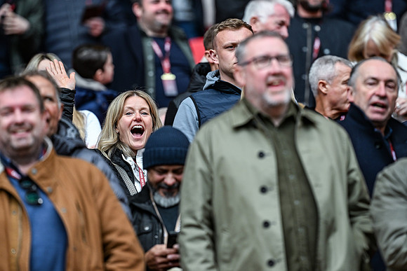 Matchday Fans -6937