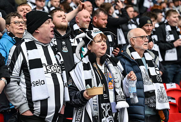 Matchday Fans -4672