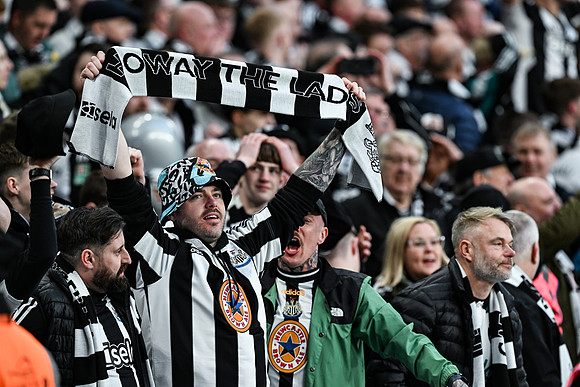 Matchday Fans -7857