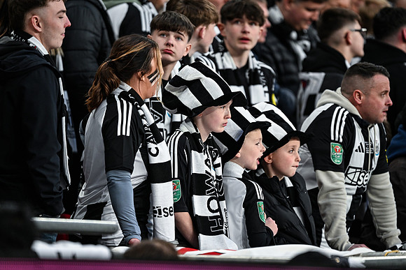 Matchday Fans -7883