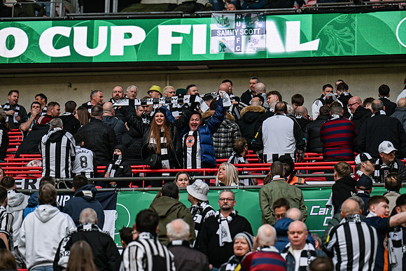 Matchday Fans -5942