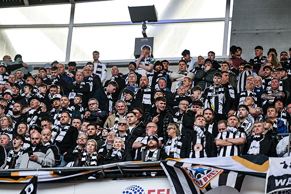 Matchday Fans -6814