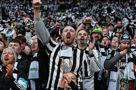 Matchday Fans -6194