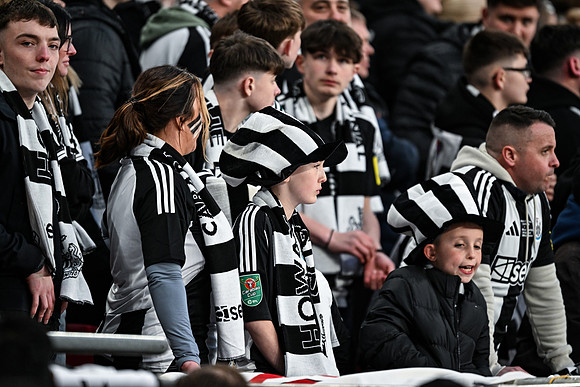 Matchday Fans -7886