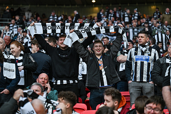Matchday Fans -5816