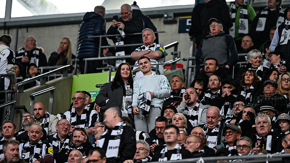 Matchday Fans -7733