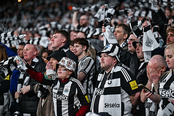 Matchday Fans -6572