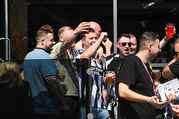 Newcastle United v Brighton & Hove Albion - Premier League
