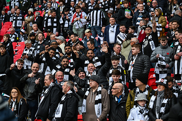 Matchday Fans -4263