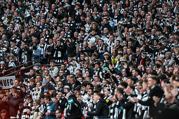 Matchday Fans -7771